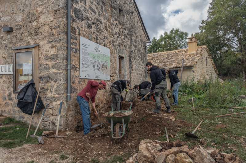 Mur de soutènement en granit à Speloncato vu de profil