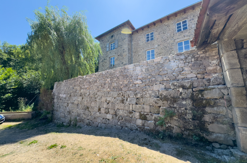 Chantier pierre naturelle entre Le Puy-en-Velay et Saint-Étienne