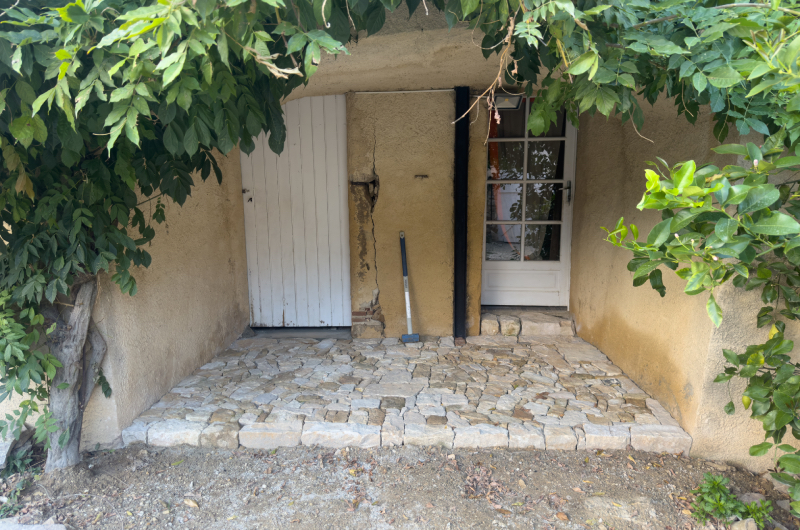 Calade et dalle en pierre sèche provence artisan