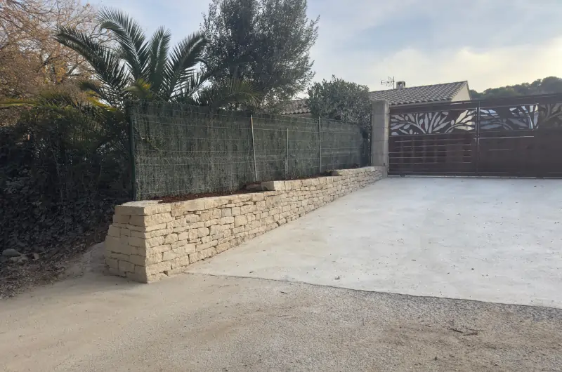 Restauration de murs anciens en pierre – Uzès et alentours